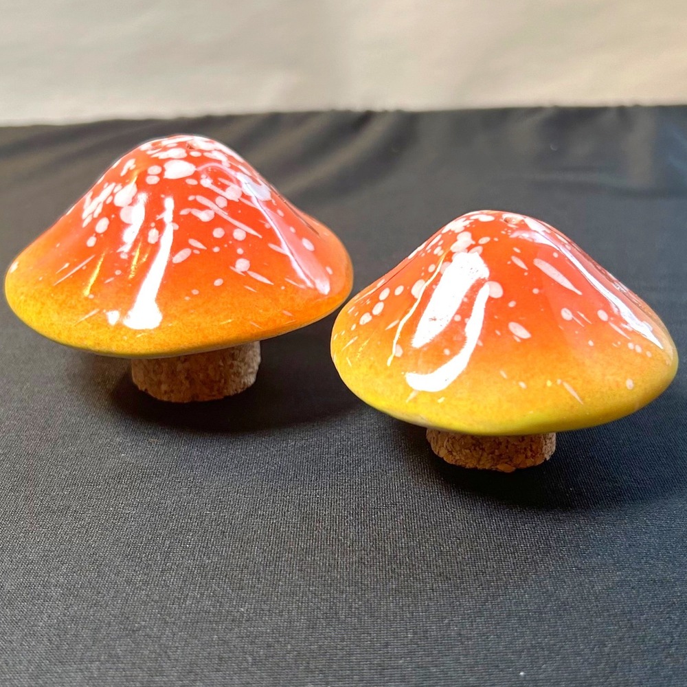 Anthropologie Toadstool Mushroom salt and pepper shakers pair cottagecore fairy